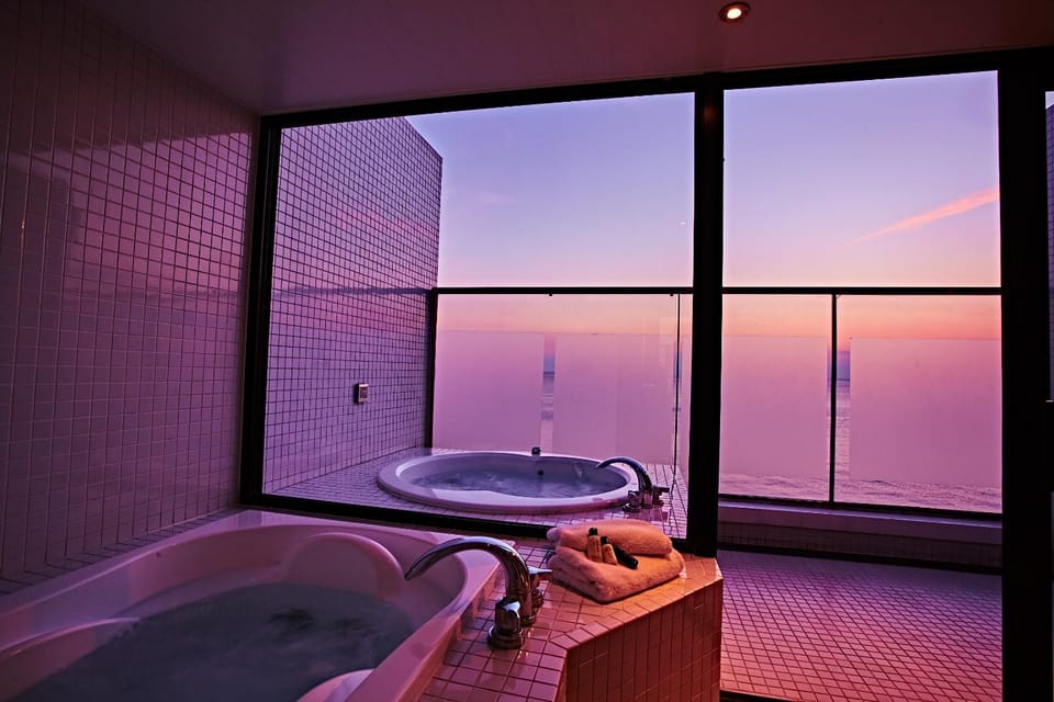 View (from property/room), View (from property/room), Sea view, Area and facilities