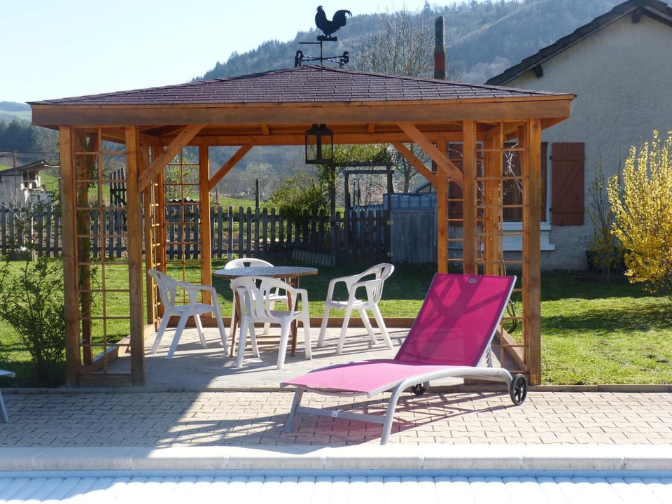 Patio, Patio, Spring, Garden, Dining area