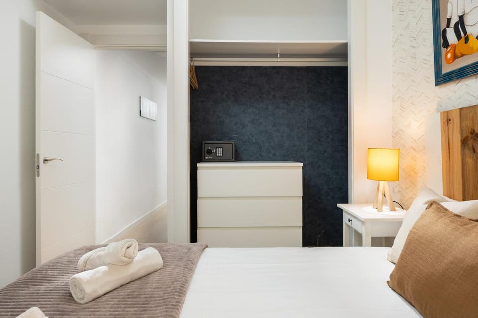 Bed, Photo of the whole room, Bedroom, towels, wardrobe