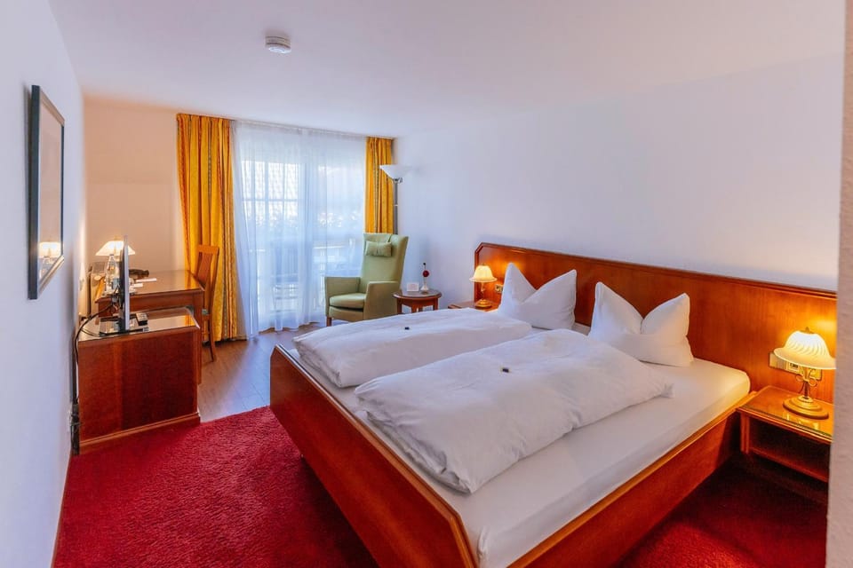 Bed, Photo of the whole room