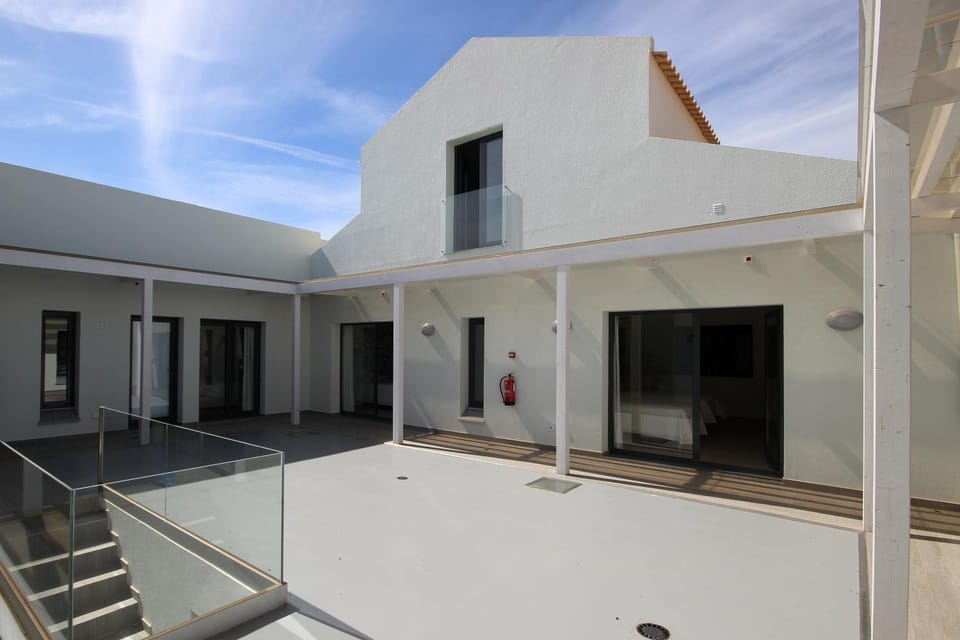 L&F House Bed and Breakfast in Faro District