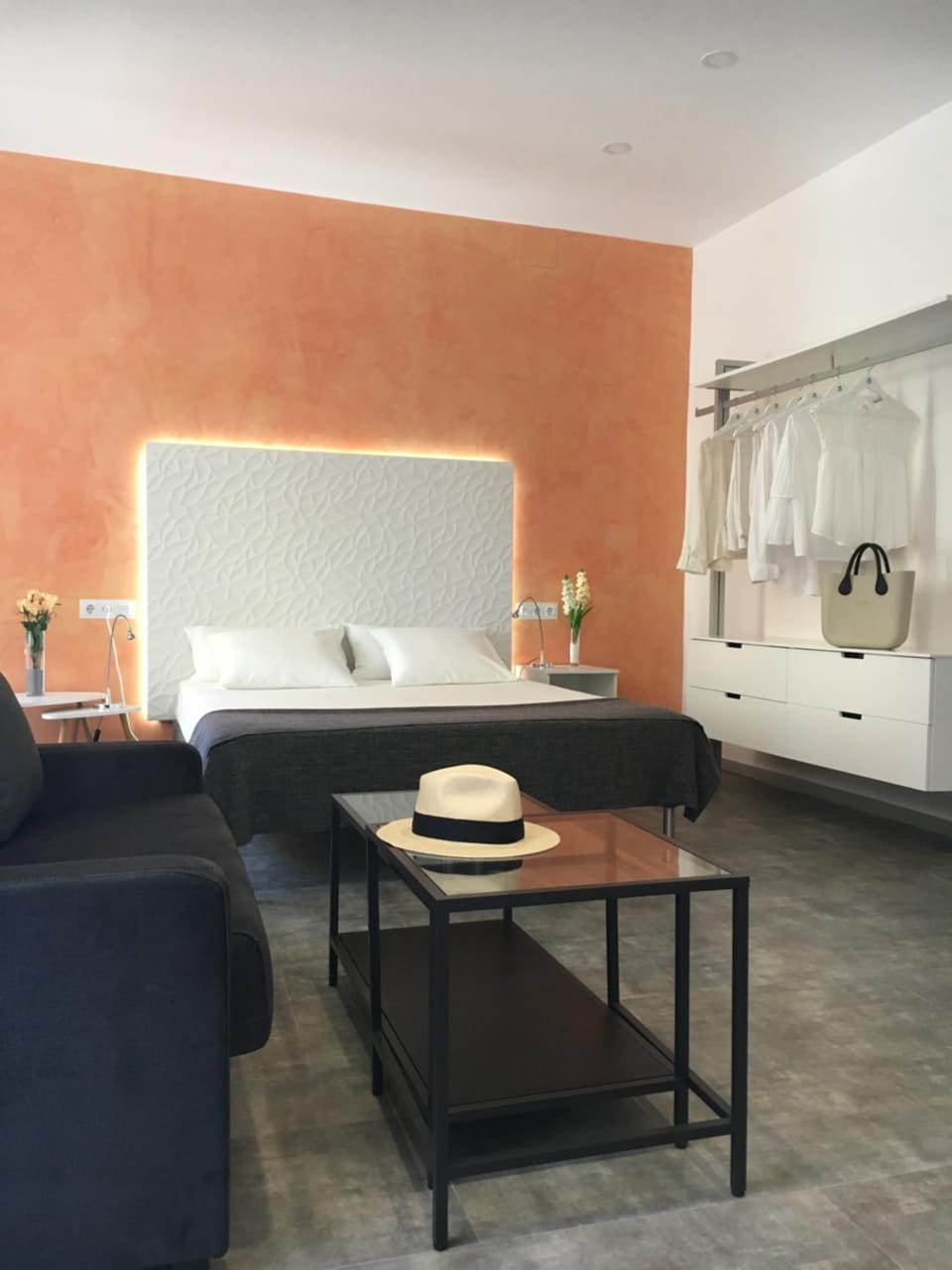 Seating area, Bedroom