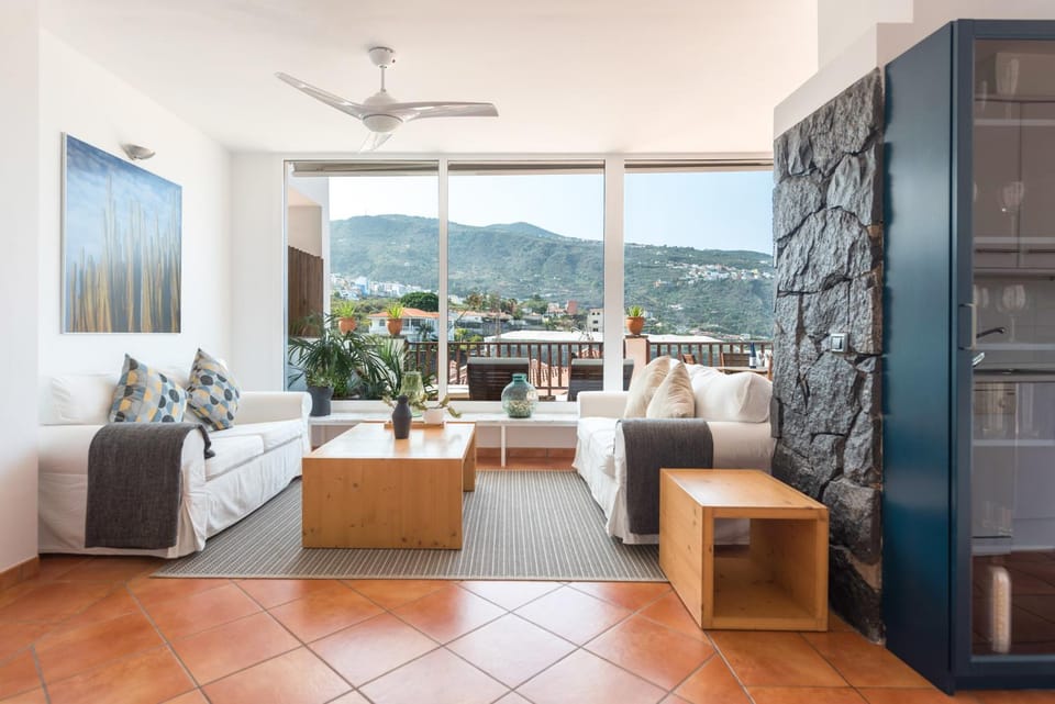 Living room, Seating area, Mountain view