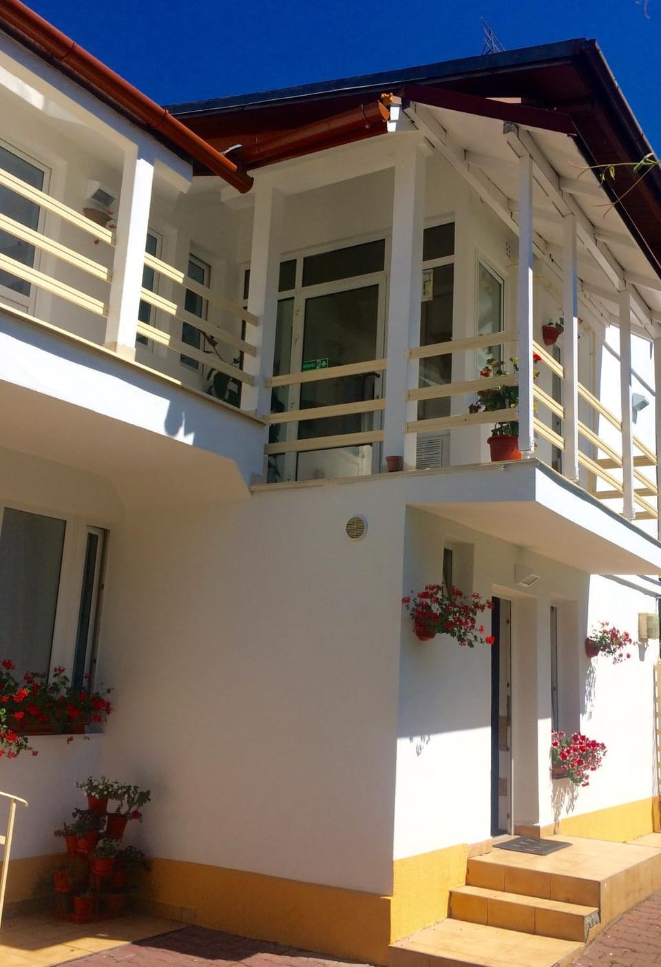 Suri Guesthouse Bed and Breakfast in Brasov