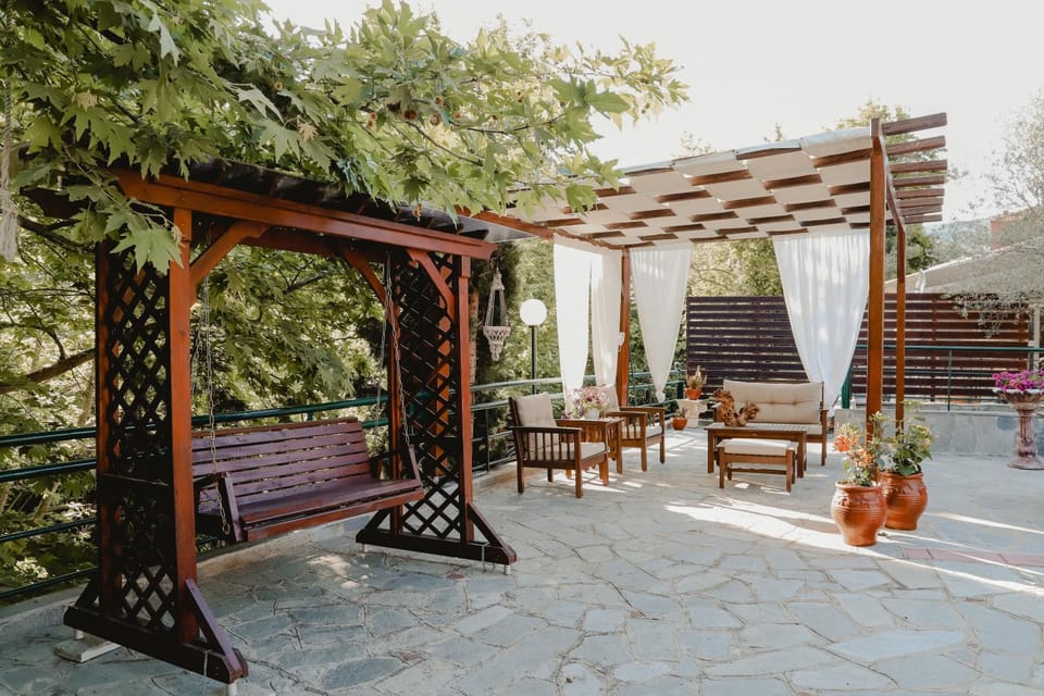 Patio, Day, BBQ facilities, View (from property/room), Balcony/Terrace