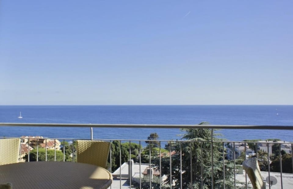 Carlo's BA27 - Sanremo Attico Cielo Mare - Apartment in Sanremo