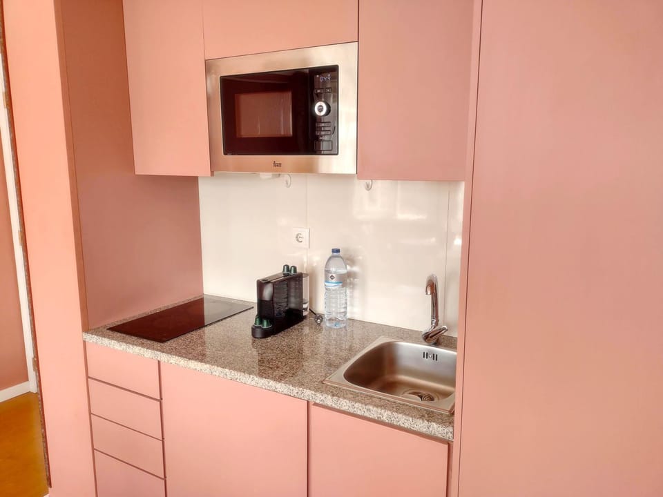 Coffee/tea facilities, Kitchen or kitchenette, minibar