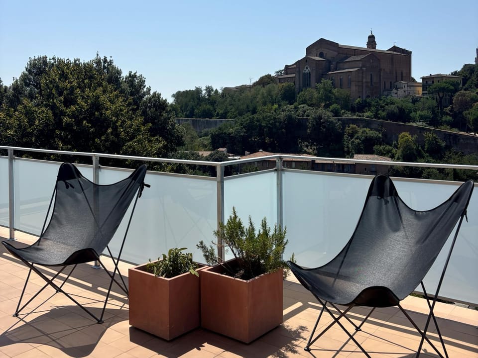 Solarium, View (from property/room), Balcony/Terrace, Balcony/Terrace, City view, Landmark view
