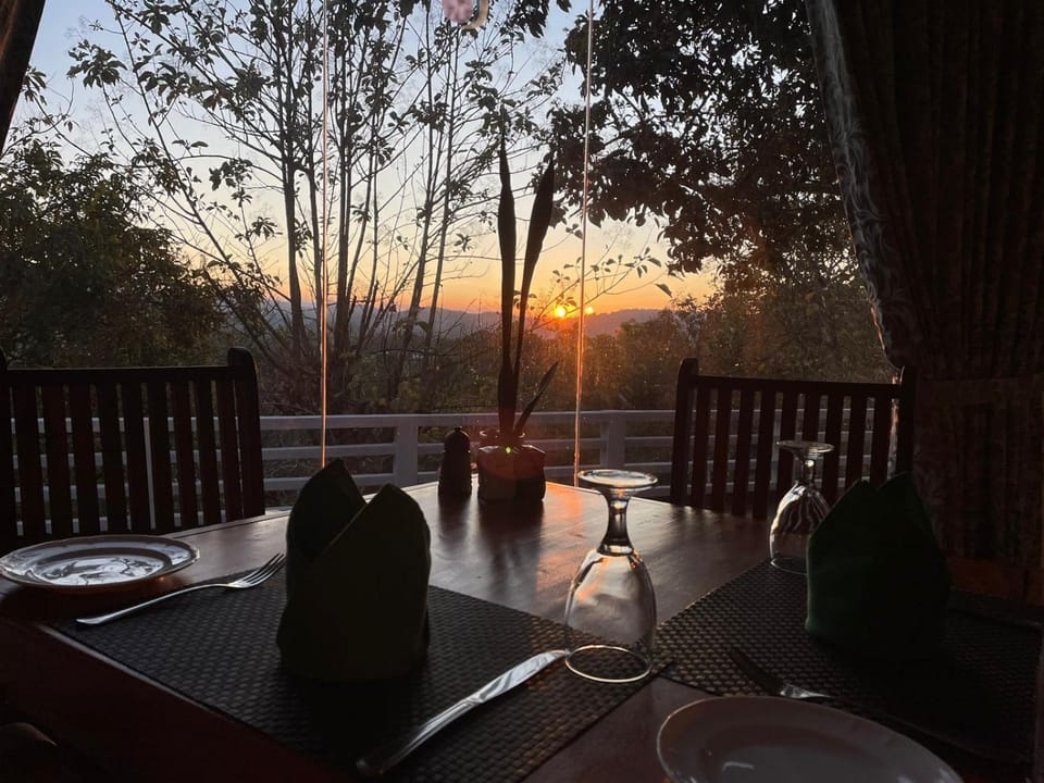 Property building, Restaurant/places to eat, View (from property/room), Sunset