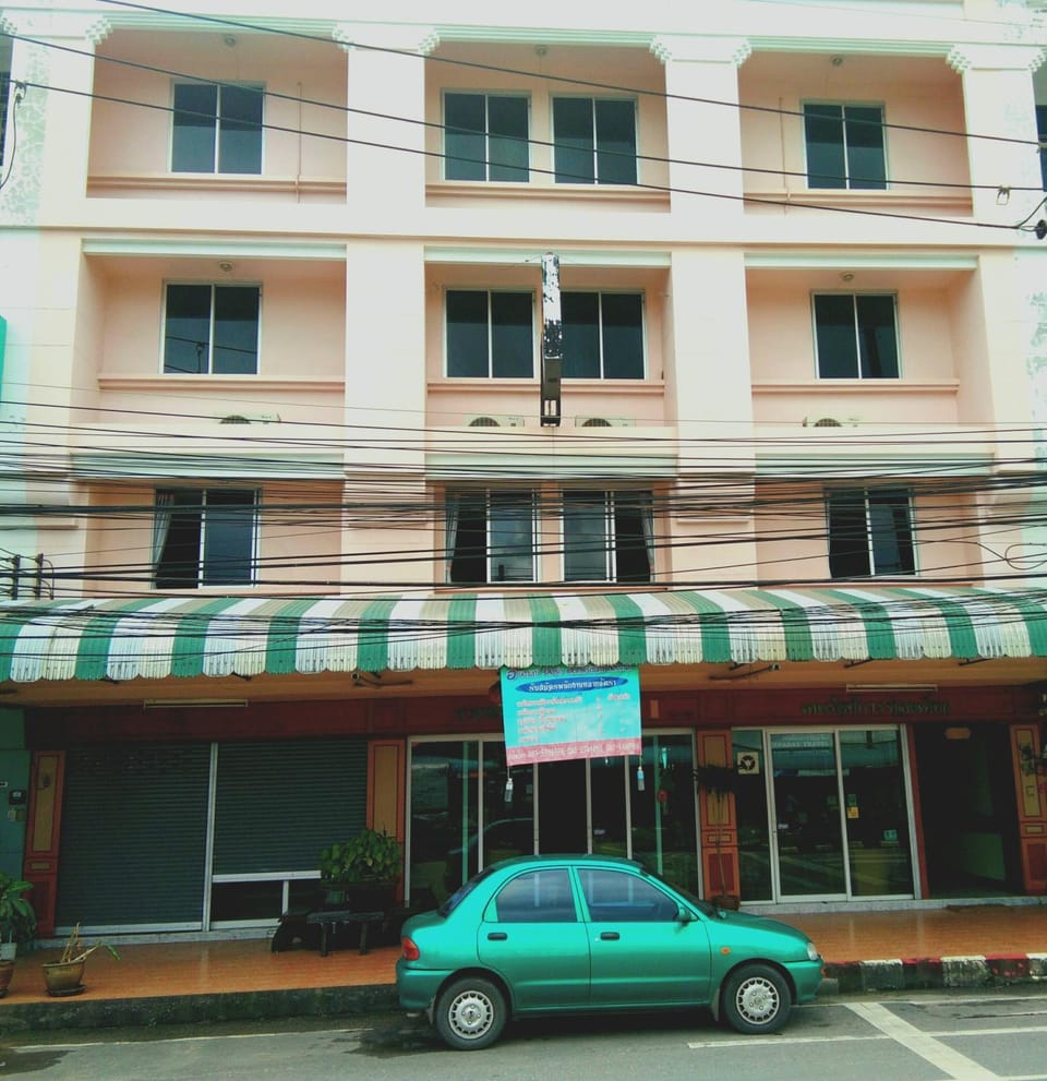 Property building, View (from property/room)