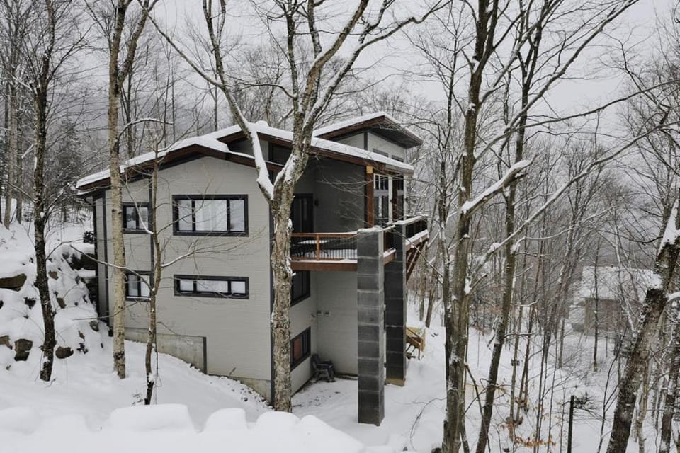 Property building, Winter