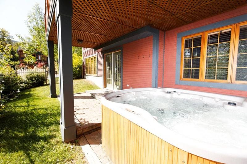 Hot Tub