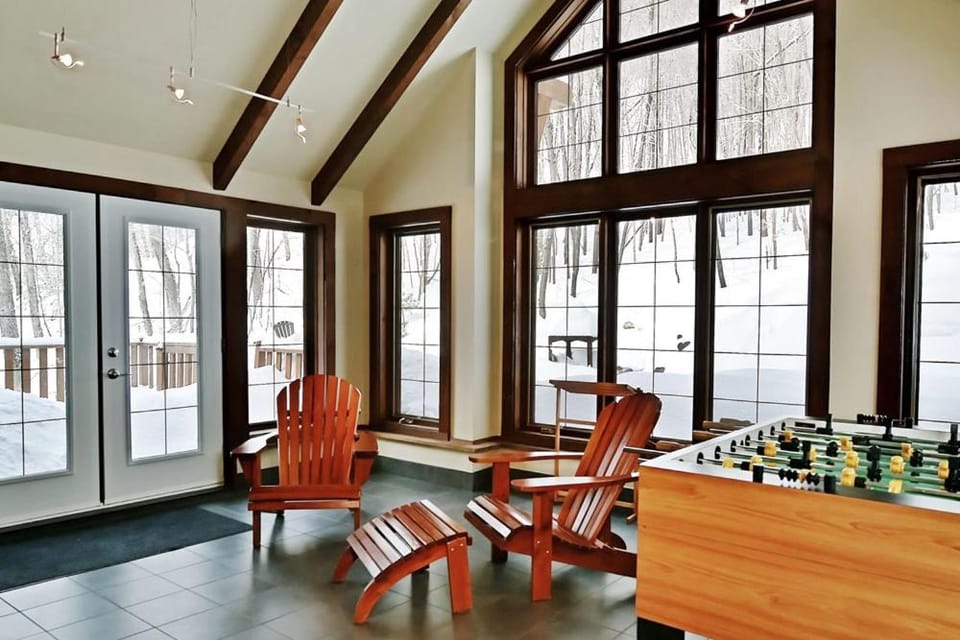 Chalet 38 Chemin Blanc by Les Chalets Alpins Chalet in Quebec