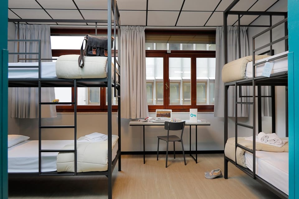 Bed, Photo of the whole room, Bedroom, bunk bed
