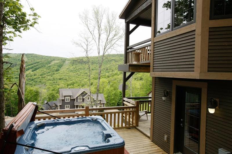Summer, Hot Tub