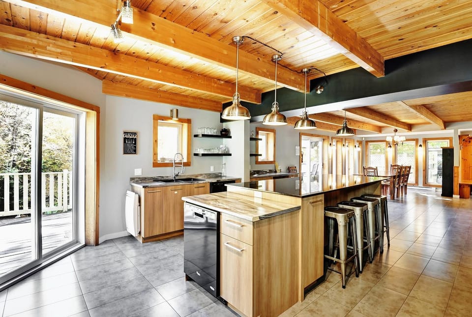 Chalets Alpins - 11 Chemin des Skieurs Chalet in Quebec