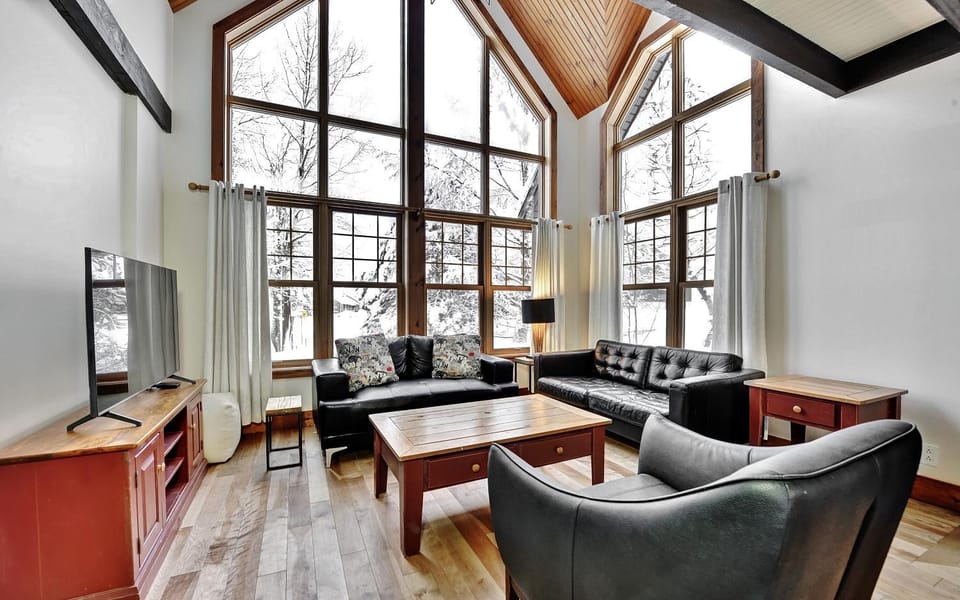 Chalet 9001 Chemin des Alpages by Les Chalets Alpins Chalet in Quebec
