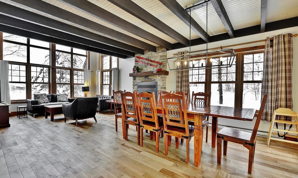 Chalet 9001 Chemin des Alpages by Les Chalets Alpins Chalet in Quebec