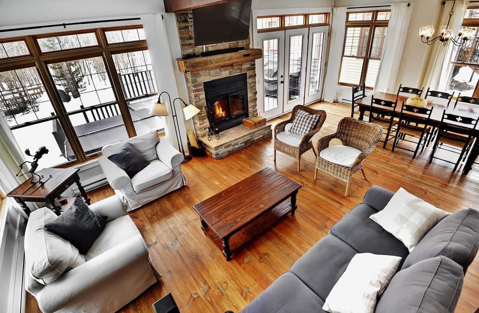 Chalet 9023 Chemin des Alpages by Les Chalets Alpins Chalet in Quebec