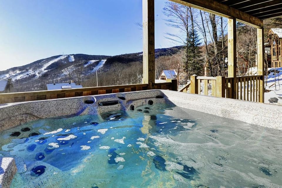 Winter, Hot Tub