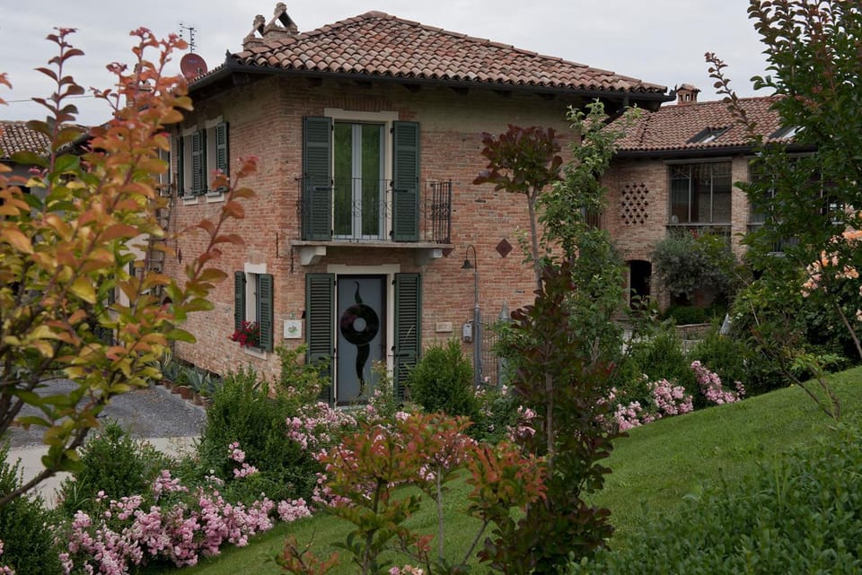 Property building, Garden