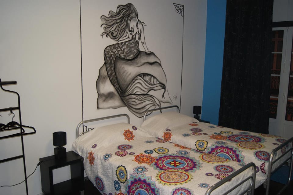 Bed, Balcony/Terrace, Decorative detail, Bedroom