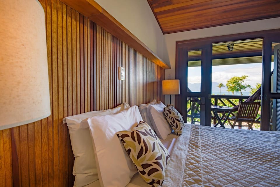 Bed, Natural landscape, View (from property/room), Balcony/Terrace, Photo of the whole room, Bedroom