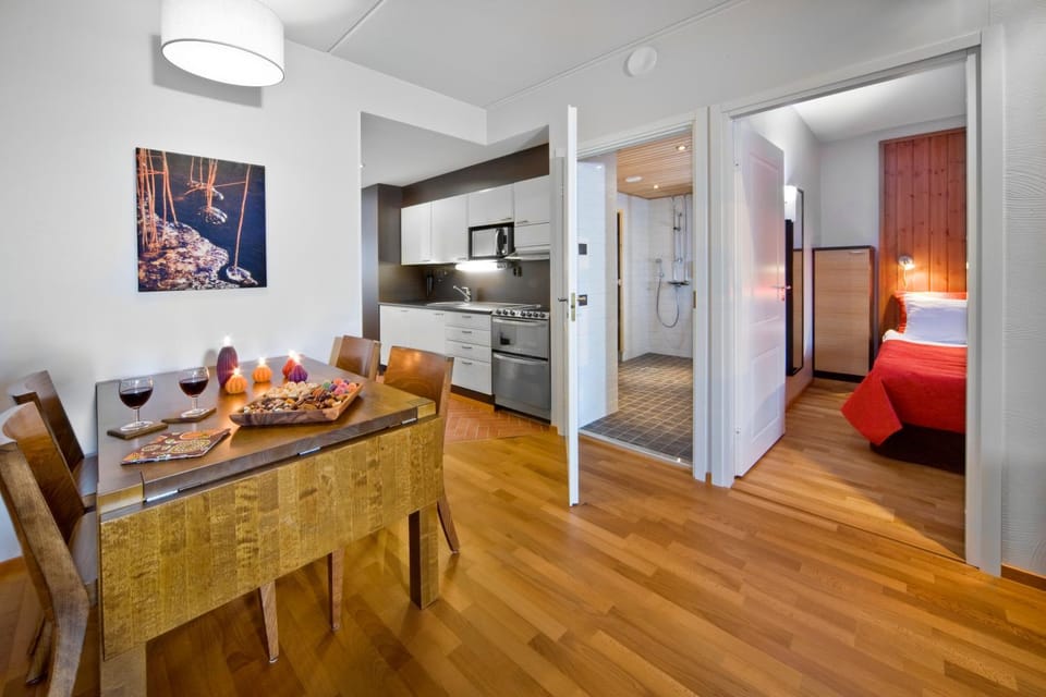 Bed, Bathroom, Coffee/tea facilities, Kitchen or kitchenette, Dining area, Bedroom