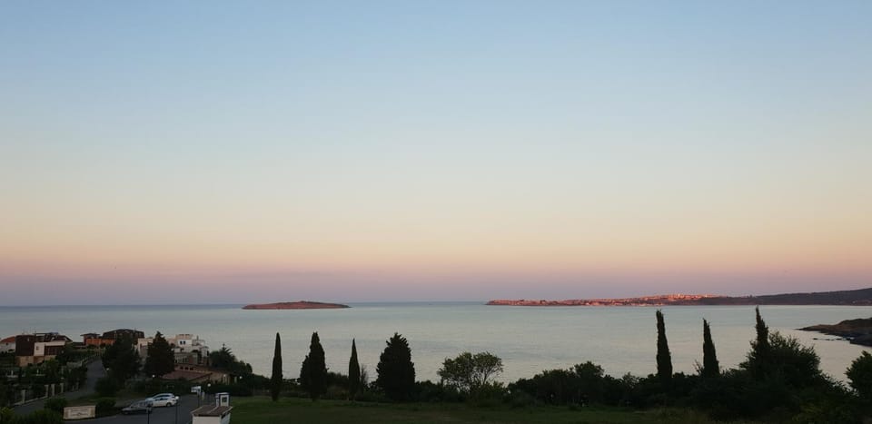 Morning Star Deluxe Apartment in Burgas Province