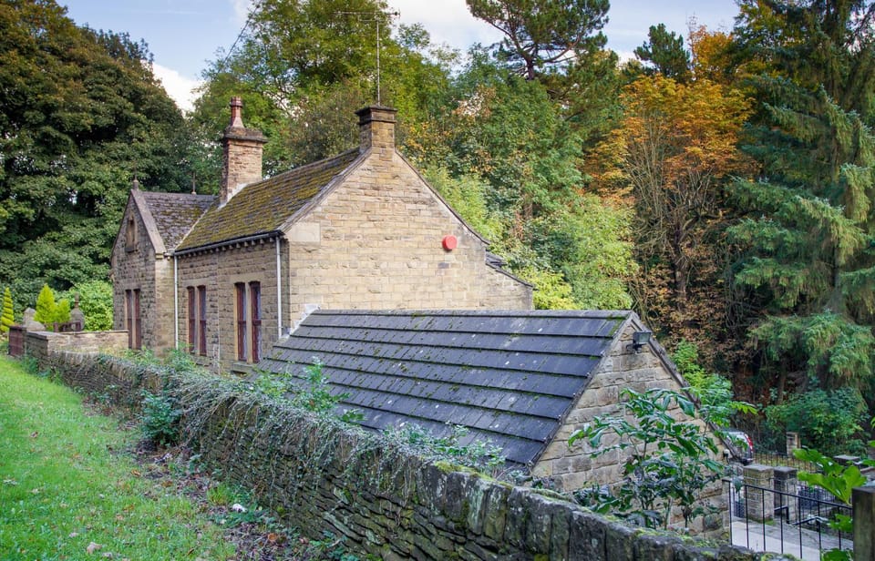 Property building, Natural landscape, Landmark view