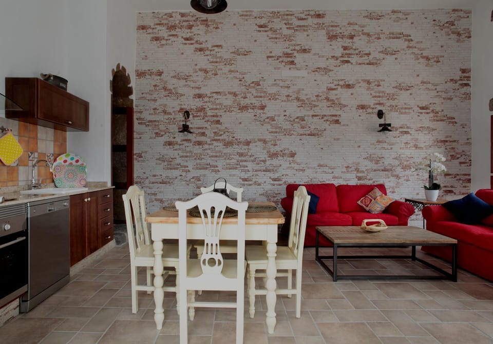 Kitchen or kitchenette, Living room, Dining area