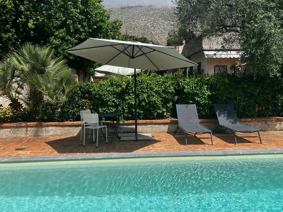 Day, Natural landscape, Garden view, Pool view, Swimming pool, sunbed