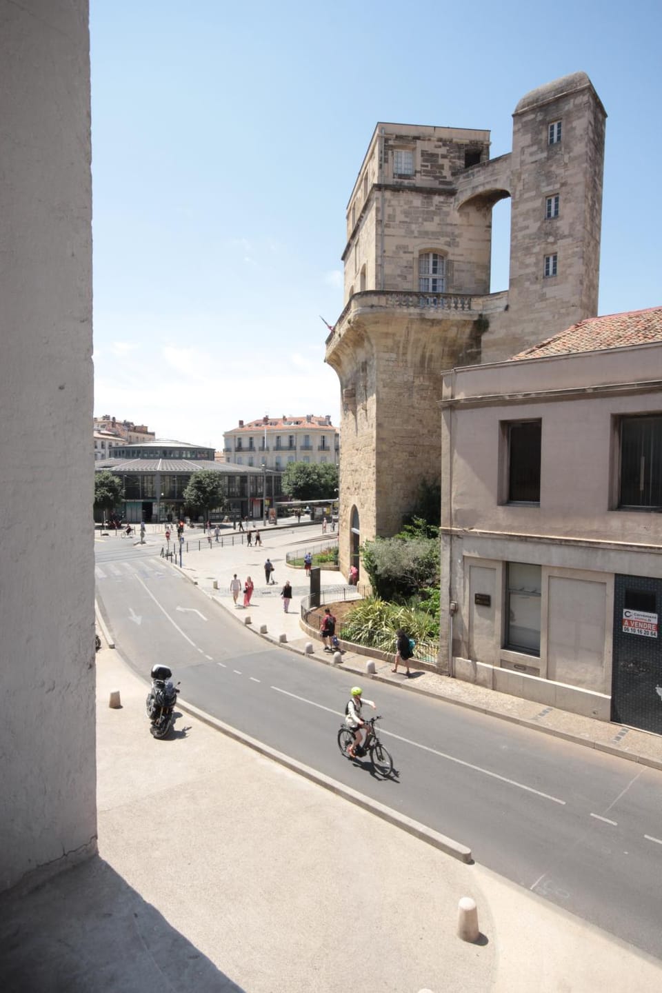 Neighbourhood, Cycling, Landmark view, Location
