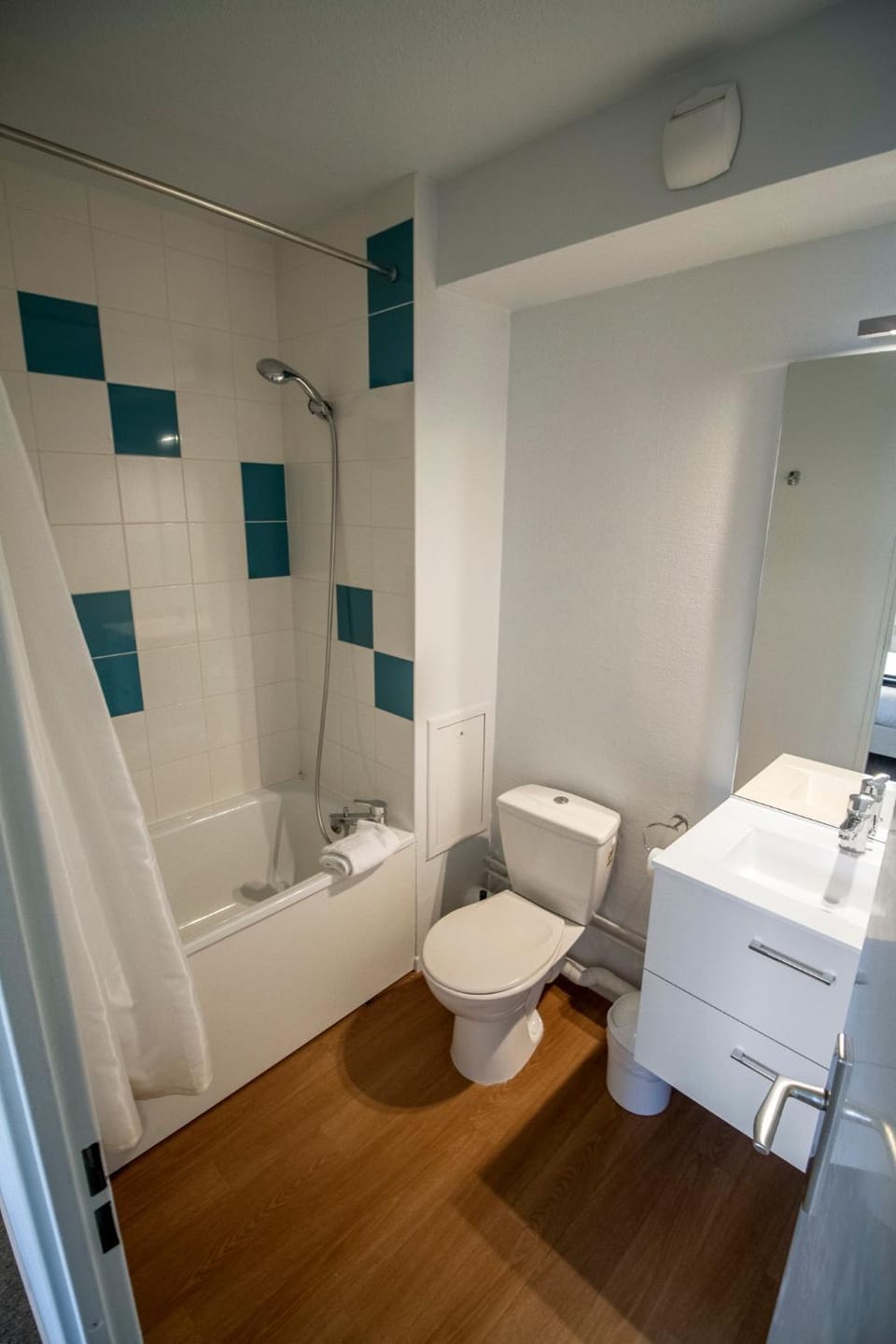 Toilet, Bathroom, Bath