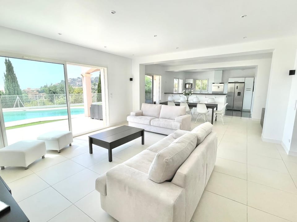 Villa Le Clos des Lauriers House in Roquebrune-Cap-Martin