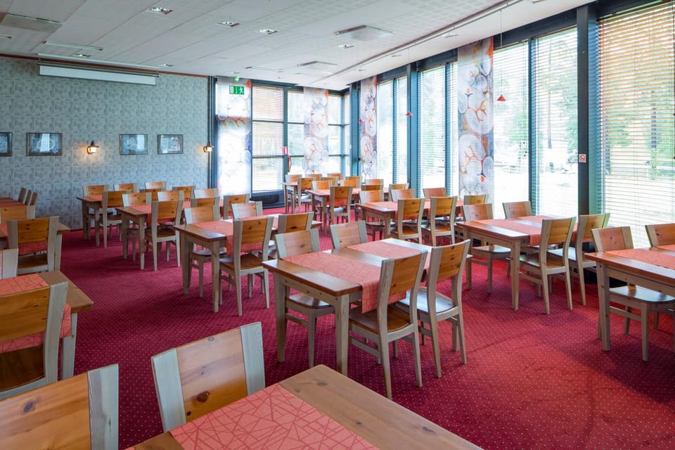 Banquet/Function facilities, Seating area