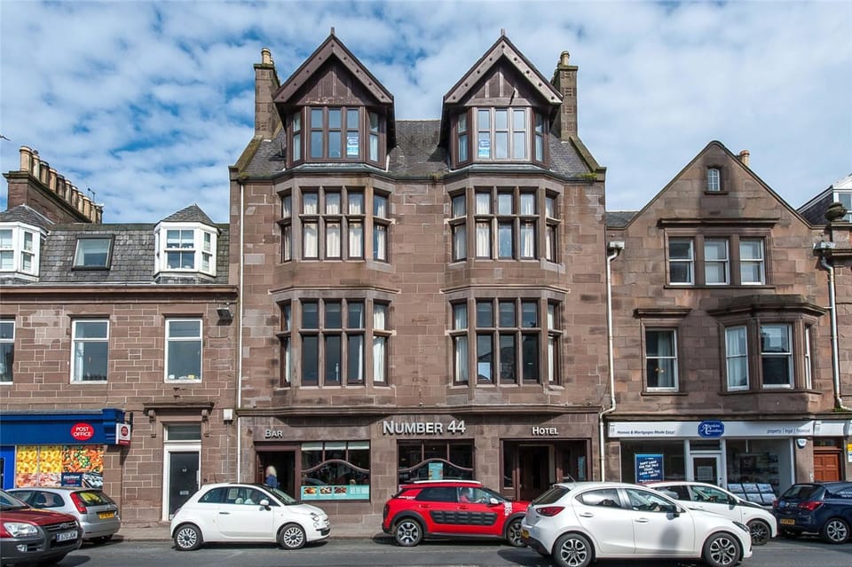 Number 44 Hotel & Bar Hotel in Stonehaven