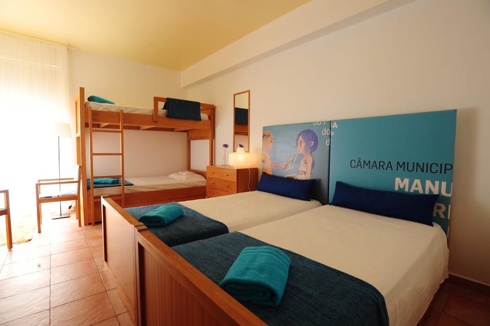Photo of the whole room, Bedroom, bunk bed