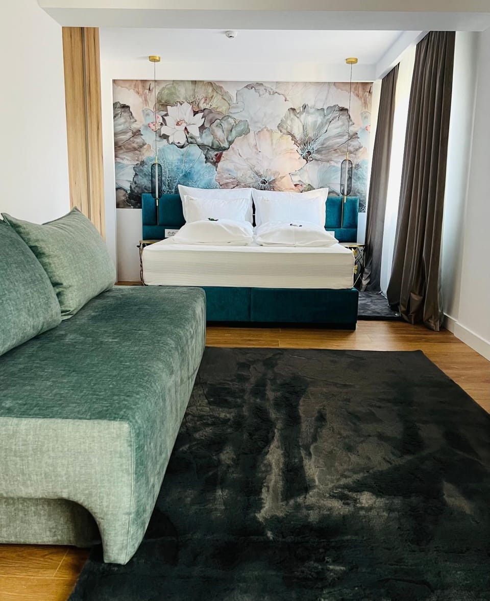 Bed, Photo of the whole room