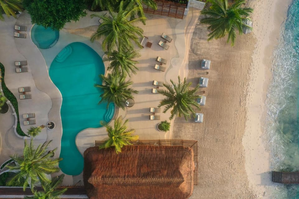 Property building, Swimming pool