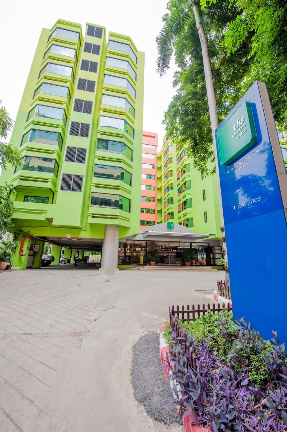 Property building, Day