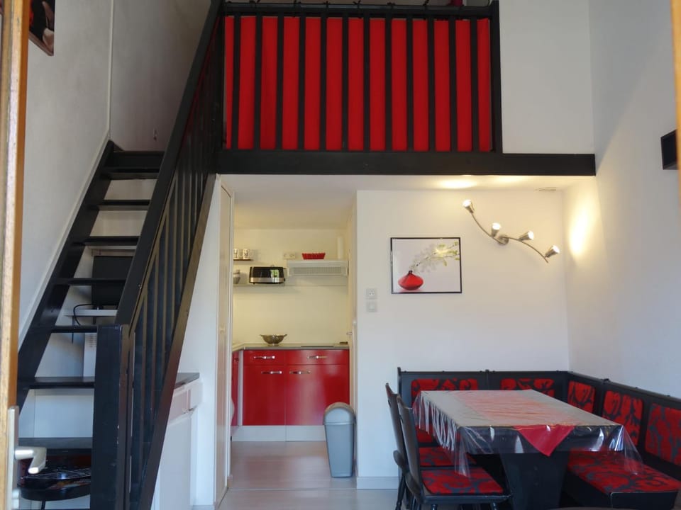 Holiday Home Santa Barbara-10 by Interhome House in Le Barcarès