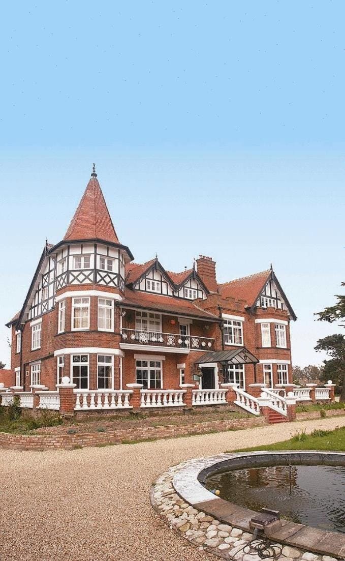 Property building, Day