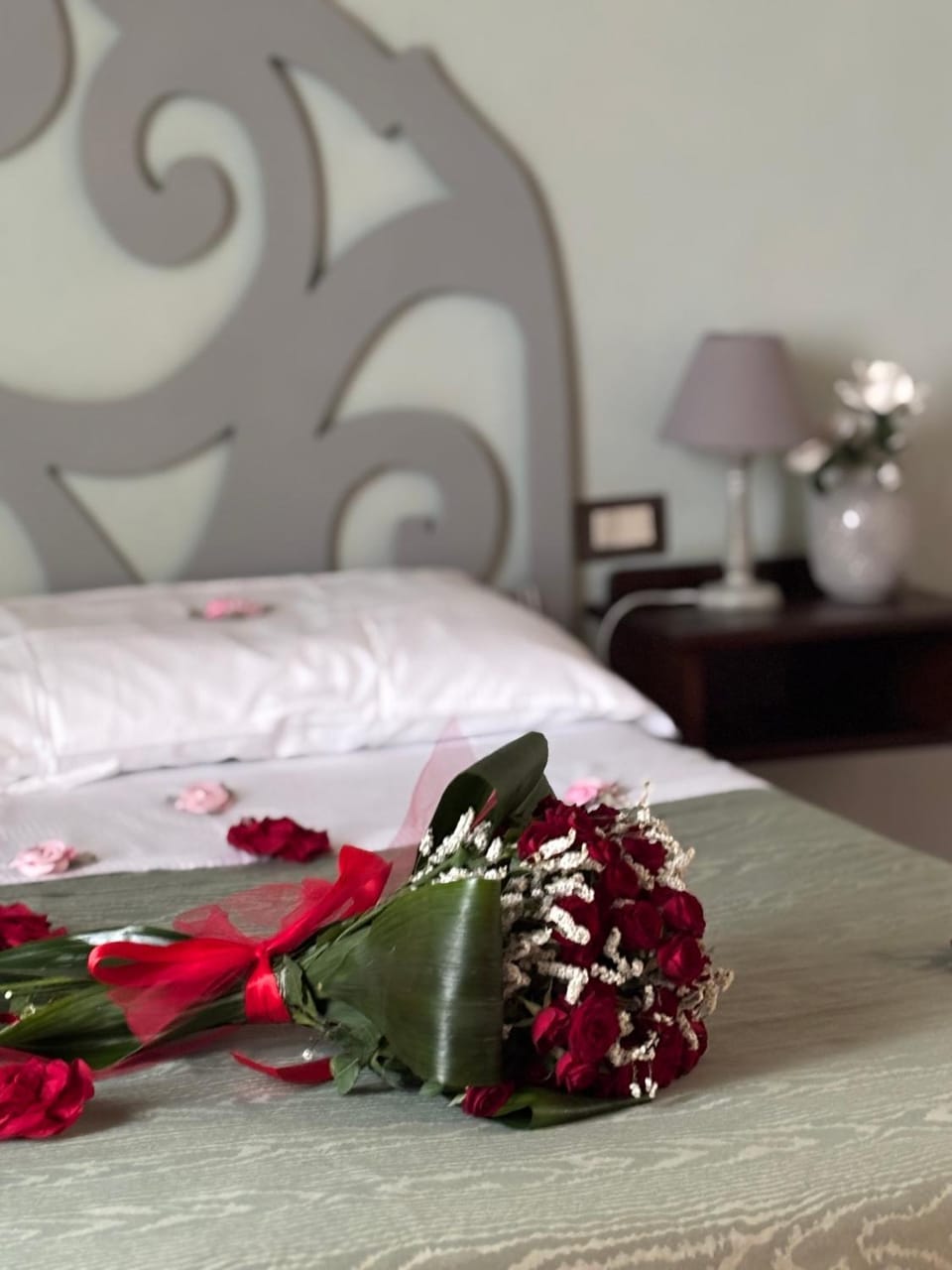 Bed, Decorative detail, Bedroom