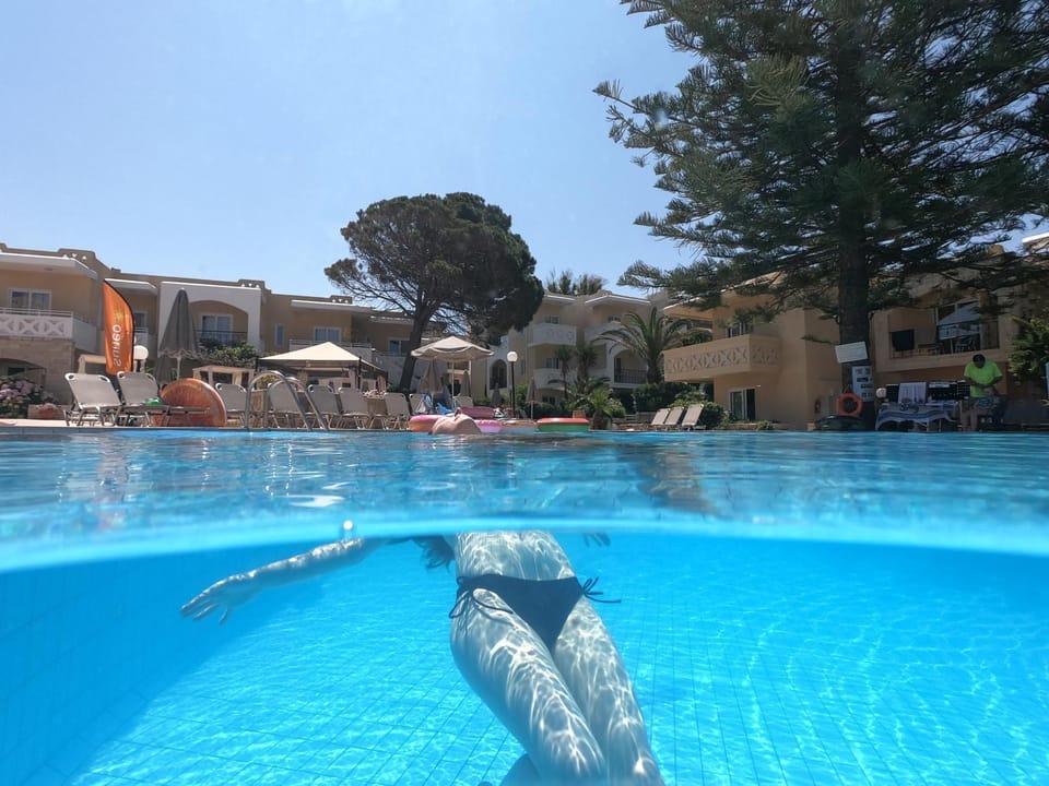 Swimming pool