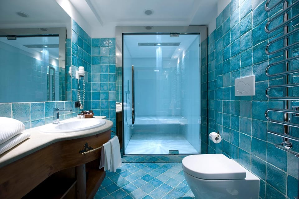 Steam room, Bathroom