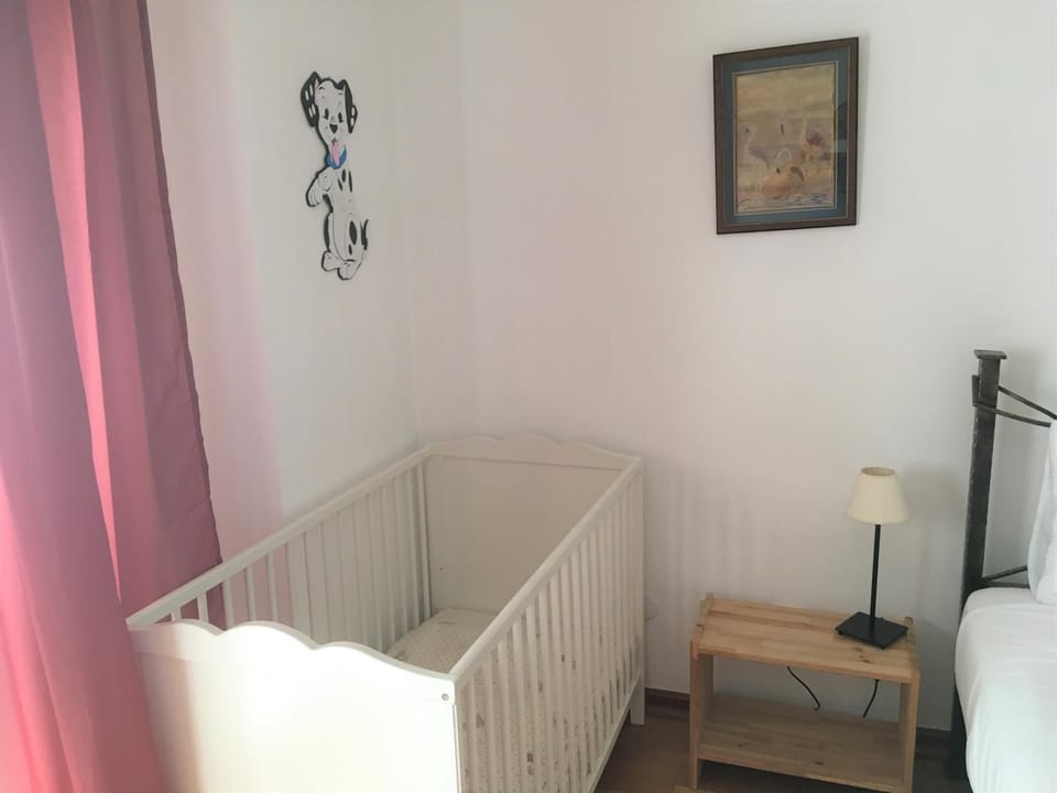 cot