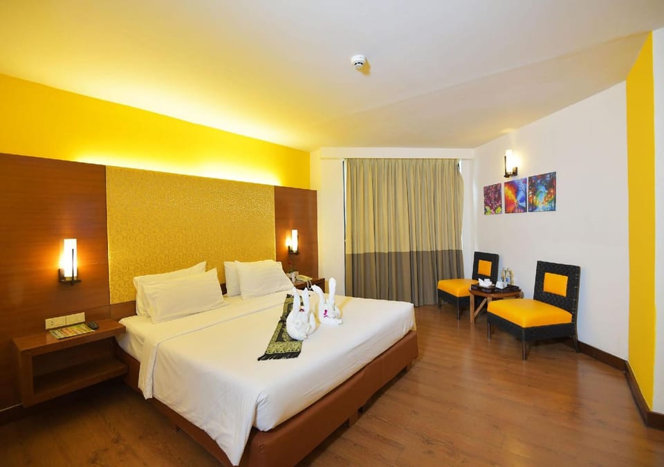 Seating area, Bedroom