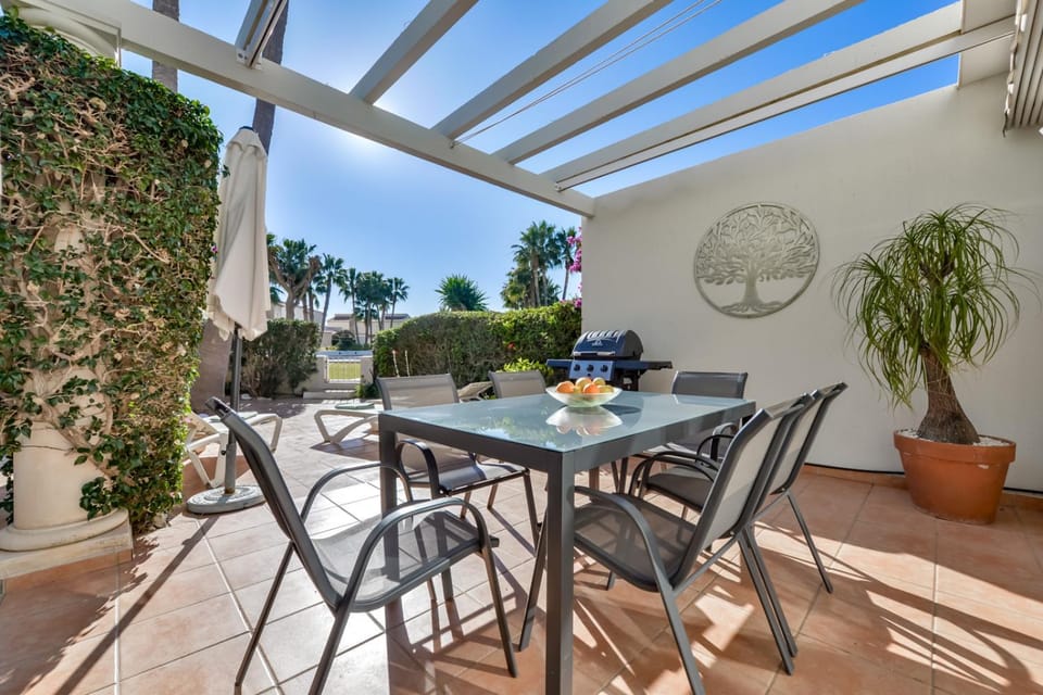BBQ facilities, Balcony/Terrace