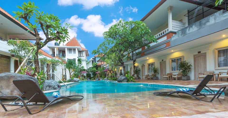 Pool view, Swimming pool
